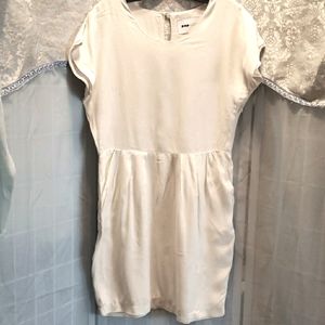 POP CPH WHITE SHORT SLEEVE RAYON DRESS SZ M
